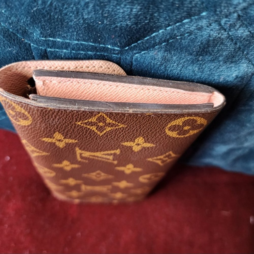 EUC Authentic Louis Vuitton Emilie Wallet in Rose Ballerina - Picture 3 of 11